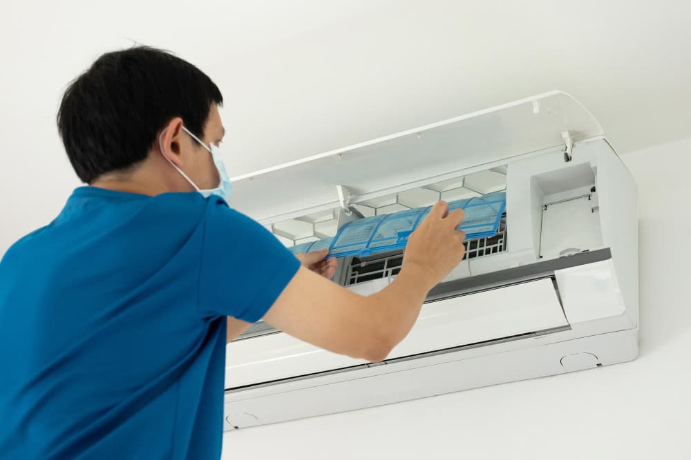 Cleaning the air filter can prevent aircon leaking water inside