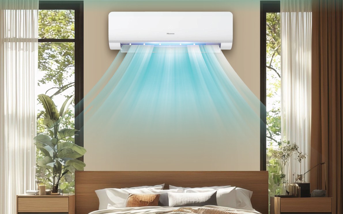 床头上方的 Hisense X5 KCA 壁挂式空调,取自 Hisense 资料。