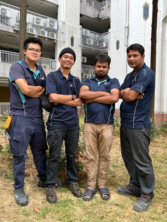 Service Team